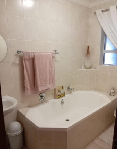 3 Bedroom Property for Sale in Despatch Central Eastern Cape